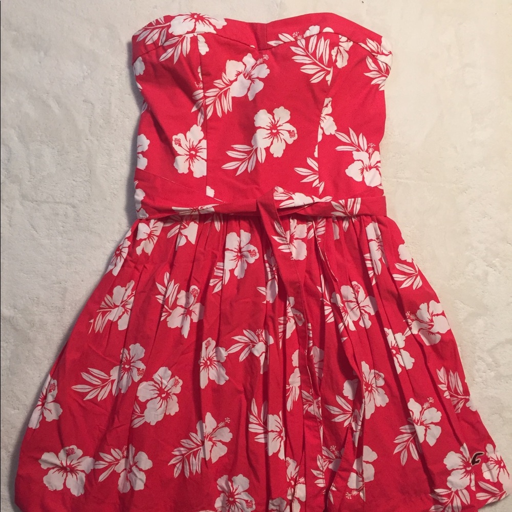 Hollister Super Cute Coral Strapless Summer Dress